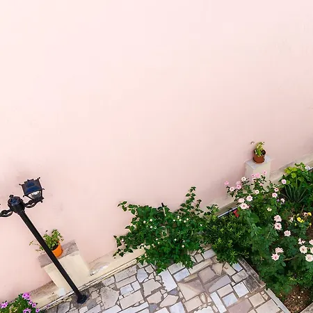 Aparthotel Erato 2*