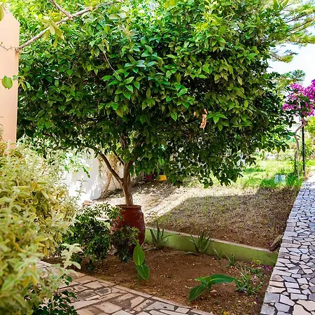 Erato Hotel apartamentowy