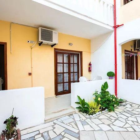 Aparthotel Erato